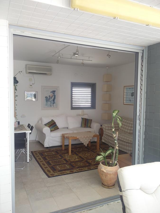 Herzelia Rooftop Special 2 Room Apartment Herzliya Exterior foto