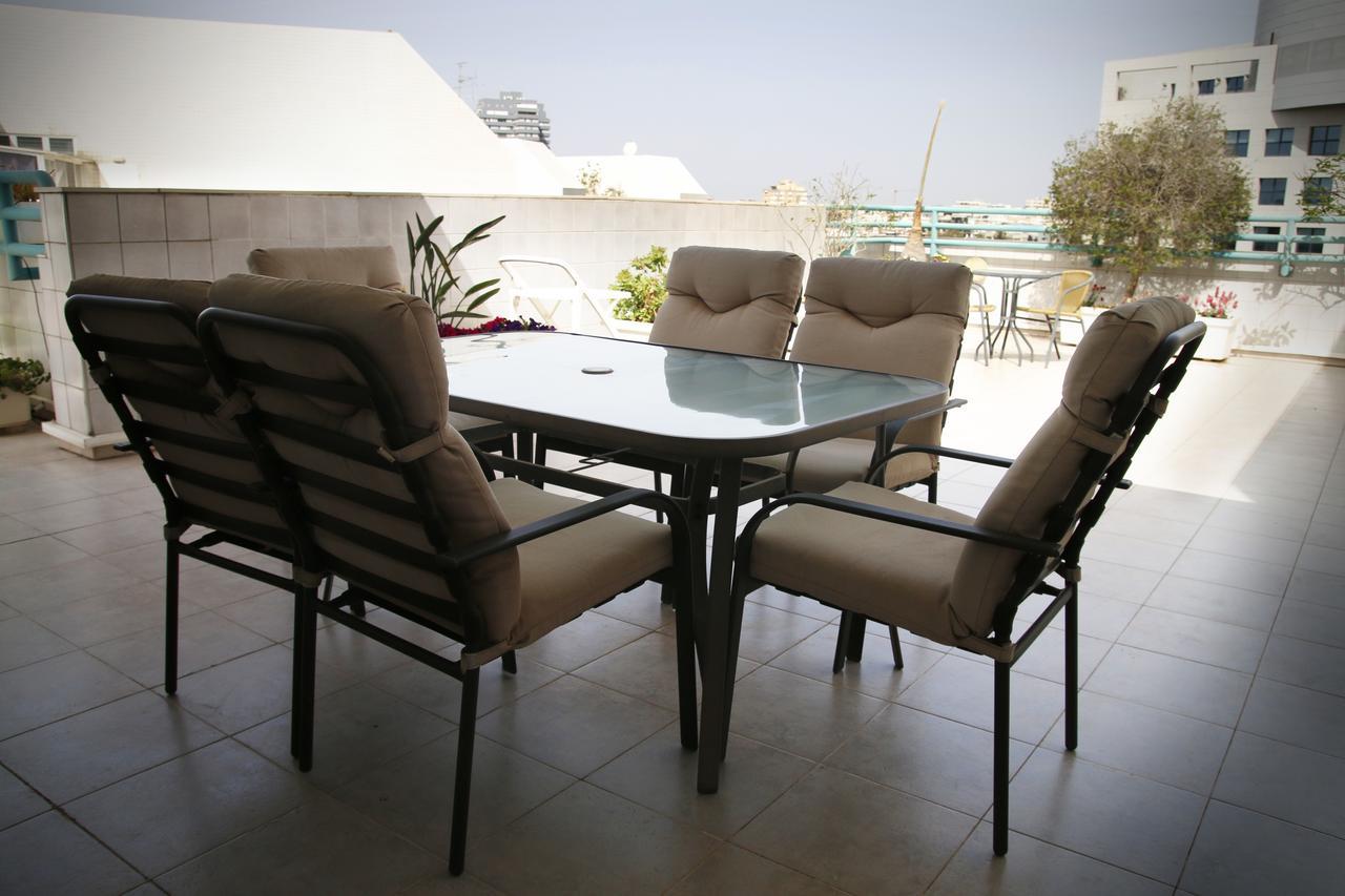 Herzelia Rooftop Special 2 Room Apartment Herzliya Exterior foto